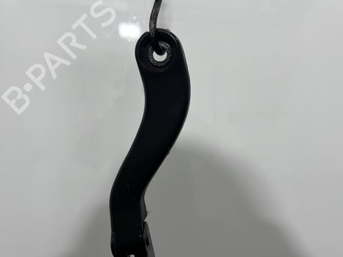 front-windshield-wiper-arm-ford-ecosport-2011-2012-2013-2014-2015-2016-2017-2018-2019-2020-2021-2022-32631090 main image