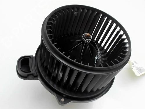 Used Heater blower motor Heater blower motor KIA STONIC (YB) 1.6 CRDi (110 hp) 20420072 20420072