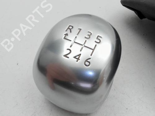 Shift knob PEUGEOT 2008 I (CU_) 1.5 BlueHDI 100 | BP40224458I34 - Image 4