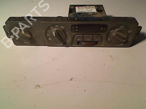 Used Climate control KIA CARNIVAL I (UP, FL) 2.9 TDi (126 hp) 22914396