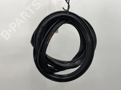 Used Rubber door seal RENAULT CLIO III (BR0/1, CR0/1) 1.5 dCi (75 hp) 23778445