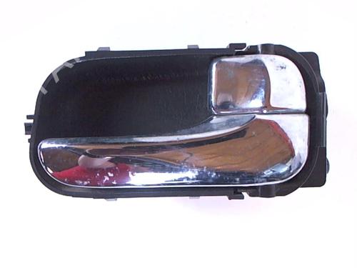 Used Rear right interior door handle NISSAN PRIMERA Hatchback (P11) 2.0 TD (90 hp) 20392127