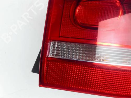 Right taillight VW TOURAN (1T3) 1.2 TSI | BP26964452C35 