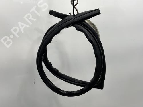 Goma contorno puerta VOLVO V40 Estate (645) 1.8 i (125 hp) 23779718