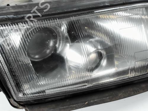 Lyskaster høyre AUDI A8 D2 (4D2, 4D8) S8 quattro | BP30913075C29