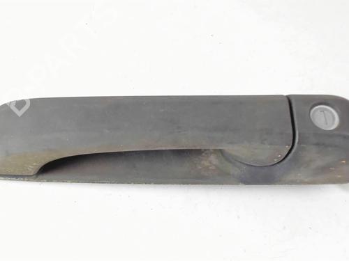 Used Front left exterior door handle Front left exterior door handle JEEP COMMANDER (XK, XH) 3.0 CRD 4x4 (211 hp) 21238880 21238880