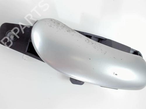 Højre bagtil invendig håndtag Højre bagtil invendig håndtag FIAT STILO Multi Wagon (192_) 1.9 JTD (80 hp) 20424994 20424994