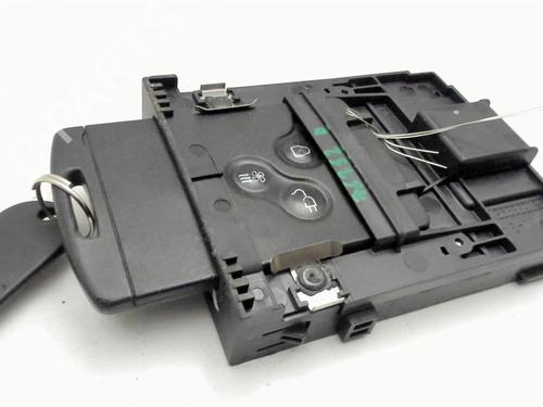 Used Card reader Card reader RENAULT ZOE (BFM_) ZOE (88 hp) 25444918 25444918