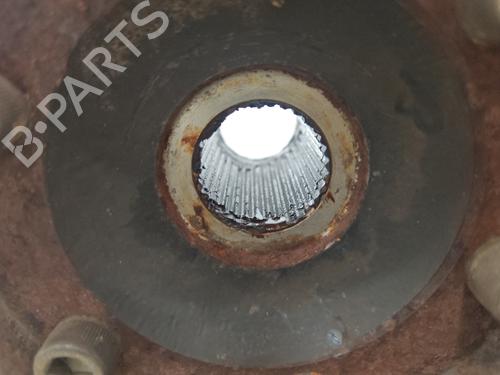 Left front steering knuckle RENAULT MASTER I Van (T__) 28-35 2,5 D | BP28154951M25 