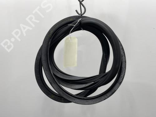 Used Rubber door seal AUDI A4 B8 (8K2) 2.0 TDI (143 hp) 20393420