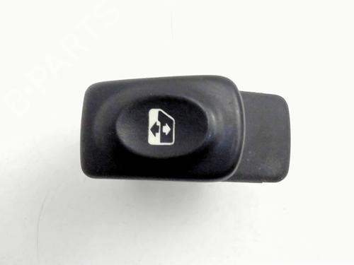 Used Left front window switch RENAULT CLIO II (BB_, CB_) 1.2 (BB0A, BB0F, BB10, BB1K, BB28, BB2D, BB2H, CB0A,... (58 hp) 30547413