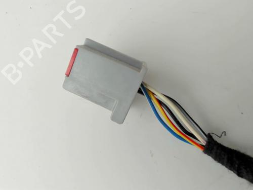 Used Left mirror FORD FIESTA V (JH_, JD_) 1.4 TDCi (68 hp) 20442687