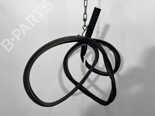 BP30689362C142 main image