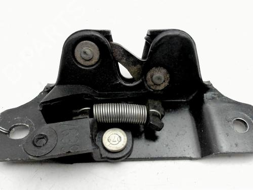 Used Tailgate lock Tailgate lock PEUGEOT 206+ (2L_, 2M_) 1.4 HDi eco 70 (68 hp) 26398305 26398305