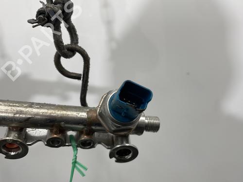 injection-rail-renault-captur-i-j5_-h5_-2013-32018612 main image