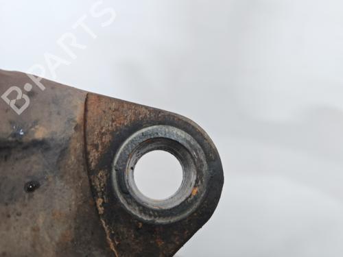 Left front steering knuckle RENAULT MASTER I Van (T__) 28-35 2,5 D | BP28154951M25 