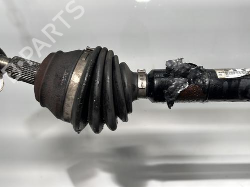 Used Right front driveshaft Right front driveshaft VW GOLF IV (1J1) 1.6 16V (105 hp) 33041479 33041479