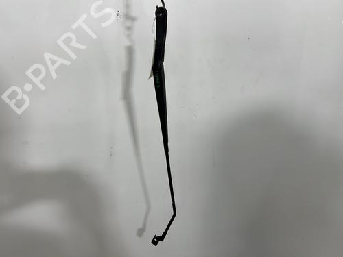 front-windshield-wiper-arm-ford-fiesta-vii-hj-hf-2017-33001885 main image