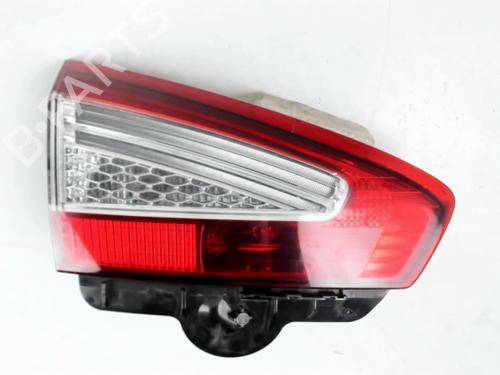 Feu de coffre gauche FORD MONDEO IV Turnier (BA7) 1.6 TDCi (115 hp) 31817517