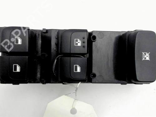 Venstre fortil elrude kontakt KIA STONIC (YB) 1.0 T-GDi (101 hp) 30547615