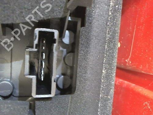 Used Right taillight Right taillight PEUGEOT 1007 (KM_) 1.4 HDi (68 hp) 20471100 20471100