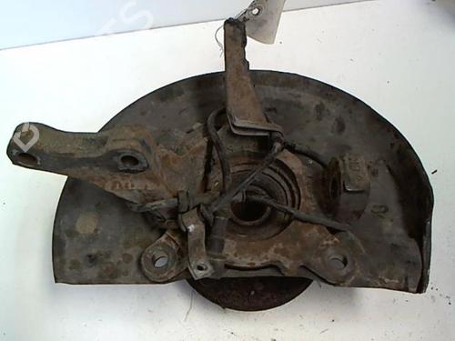 Right front steering knuckle VOLVO V40 Estate (645) 1.8 | BP20433582M26 