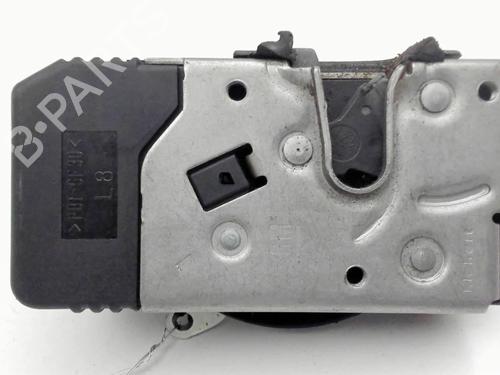 Used Tailgate lock RENAULT TRAFIC II Bus (JL) 2.0 dCi 90 (JL00, JL01, JL0H, JL0M, JL0P, JL0S) (90 hp) 29625450