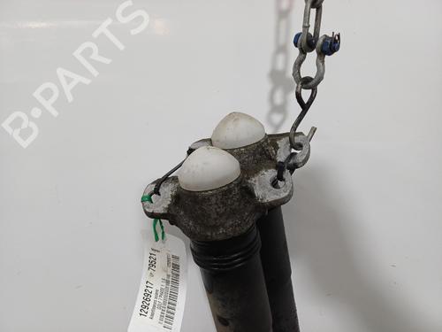 Used Right rear shock absorber Right rear shock absorber 37252192 37252192