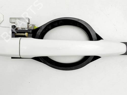 Used Rear right exterior door handle MITSUBISHI OUTLANDER III (GG_W, GF_W, ZJ, ZL, ZK) 2.4 Hybrid 4WD (GG3W) (208 hp) 26666443