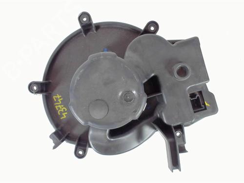 Heater blower motor MERCEDES-BENZ C-CLASS (W203) C 200 CDI (203.004) | BP20457715M62 