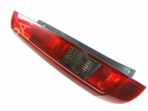 Used Left taillight FORD FIESTA V (JH_, JD_) 1.4 TDCi (68 hp) 20410409