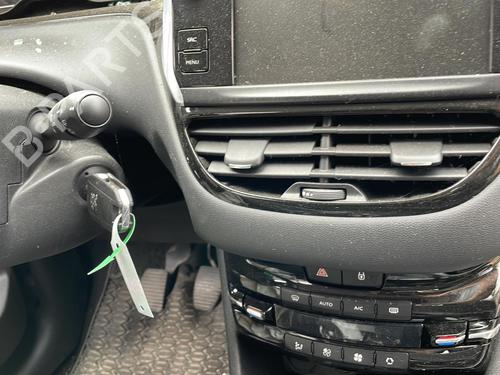 Front left lock PEUGEOT 208 I (CA_, CC_) 1.6 HDi | BP20400860C98 