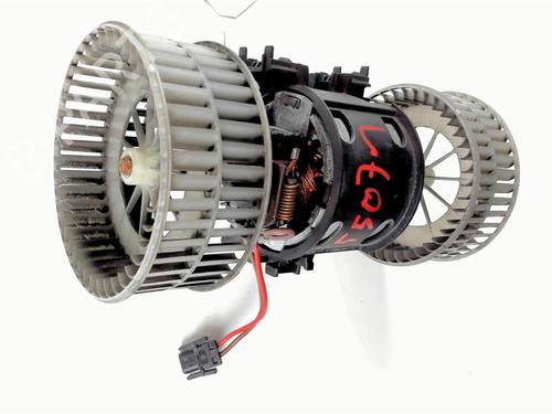 Heater blower motor BMW 5 (E60) 530 d | BP20451724M62 