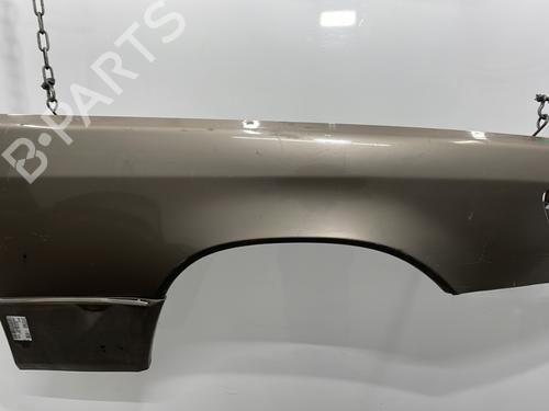 Used Right front fenders MERCEDES-BENZ 124 T-Model (S124) 300 T D (124.190) (109 hp) 23568053