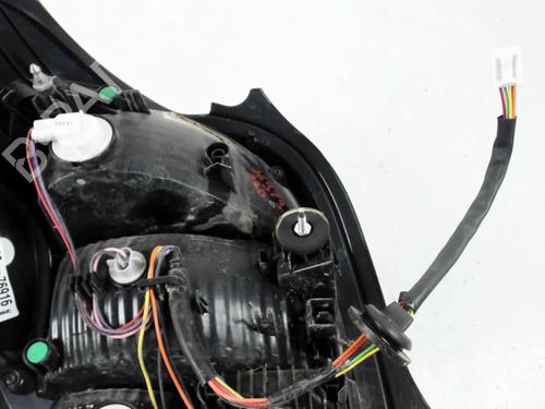 Right taillight PEUGEOT 108 1.2 | BP33314806C35 - Image 4