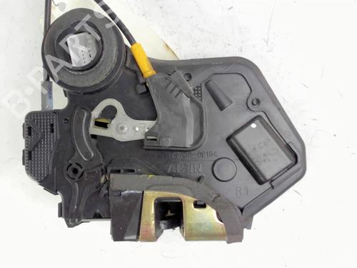 Used Rear right lock TOYOTA COROLLA (_E12_) 2.0 D-4D (CDE120R, CDE120L_) (110 hp) 21236460