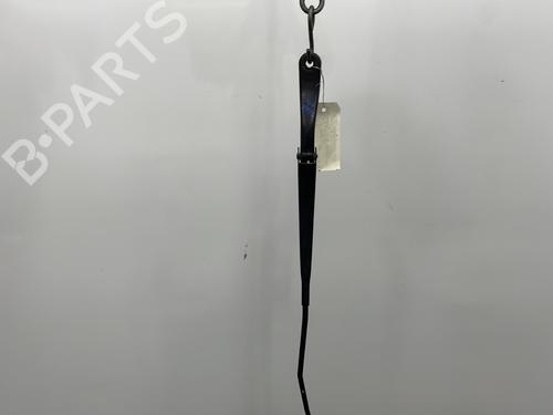 Used Front windshield wiper arm RENAULT MEGANE III Hatchback (BZ0/1_, B3_) 1.5 dCi (BZ09, BZ0D, BZ1W, BZ29, BZ14) (110 hp) 25979851