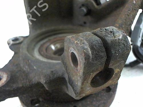 Used Right front steering knuckle CITROËN XSARA PICASSO (N68) 1.8 16V (115 hp) 20426635