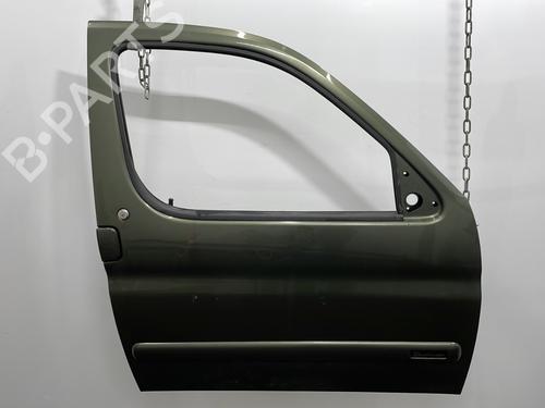 Used Right front door CITROËN BERLINGO / BERLINGO FIRST MPV (MF_, GJK_, GFK_) 1.4 i (MFKFX, MFKFW, GJKFWB, GJKFWC, GFKFWC) (75 hp) 23779261