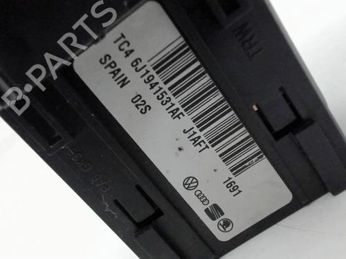 Used Headlight switch Headlight switch SEAT IBIZA IV (6J5, 6P1) 1.6 TDI (105 hp) 33131156 33131156