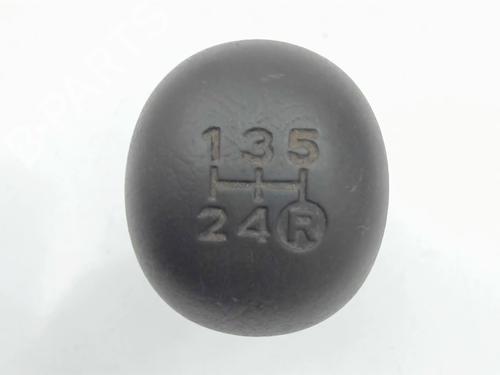 Used Shift knob Shift knob TOYOTA AYGO (_B1_) 1.0 (KGB10_, KGB10R) (68 hp) 20423143 20423143