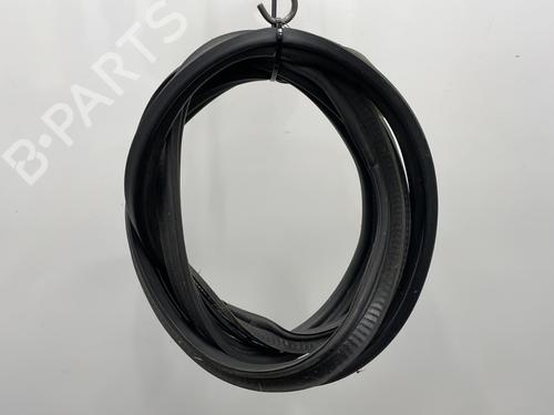 Used Rubber door seal SEAT IBIZA IV (6J5, 6P1) 1.9 TDI (90 hp) 22756813