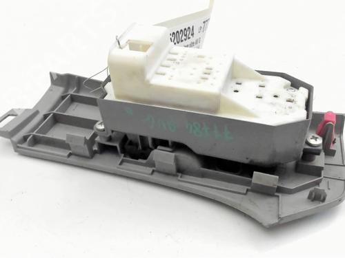 Left front window switch TOYOTA YARIS (_P9_) 1.4 D-4D (NLP90_, NLP90R) | BP30795061I27 - Image 4