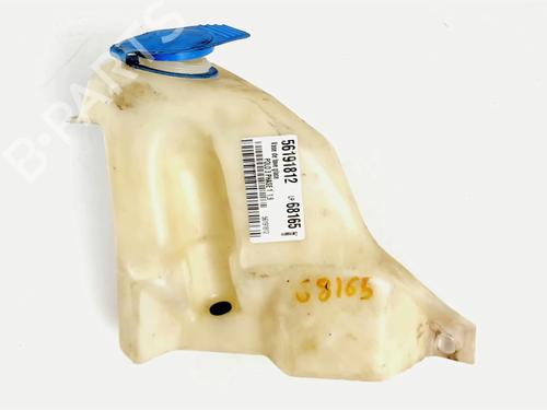 Used Windscreen washer tank Windscreen washer tank 20398364 20398364