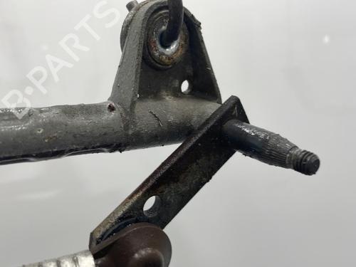 Used Front wipers mechanism OPEL VECTRA C GTS (Z02) 2.2 DTI 16V (F68) (125 hp) 21241297