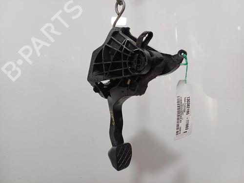 Pedal embrague Pedal embrague 38156288 38156288