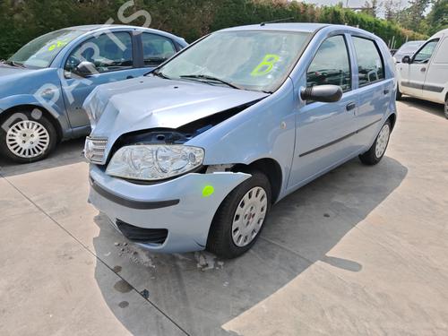 Brugte FIAT PUNTO (188_) 1.2 60 (188.030, .050, .130, .150, .230, .250) (60 hp) 4287635