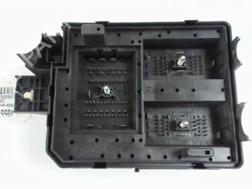 Fuse box OPEL CORSA E (X15) 1.4 (08, 68) | BP25926824E1 