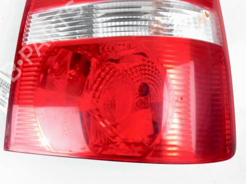 Right taillight VW TOURAN (1T1, 1T2) 2.0 TDI | BP32149561C35