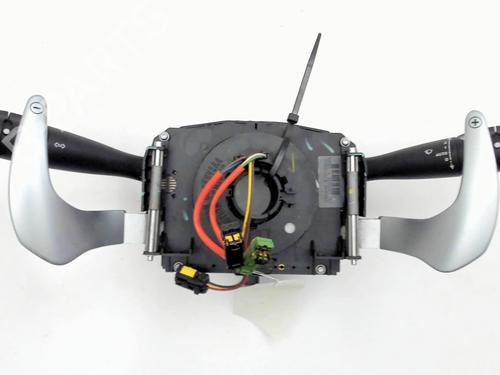 steering-column-stalk-peugeot-1007-km_-2005-31871492 main image